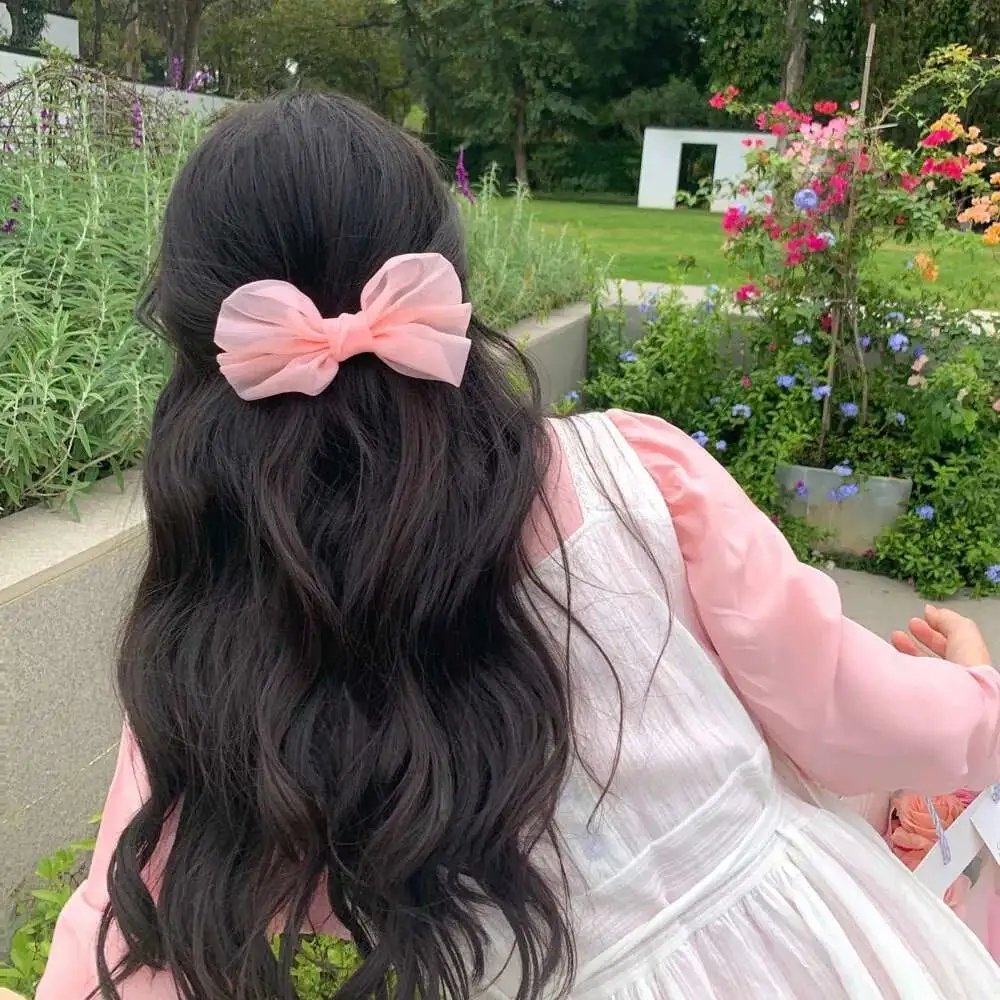 穿越荒年带女儿发家致富